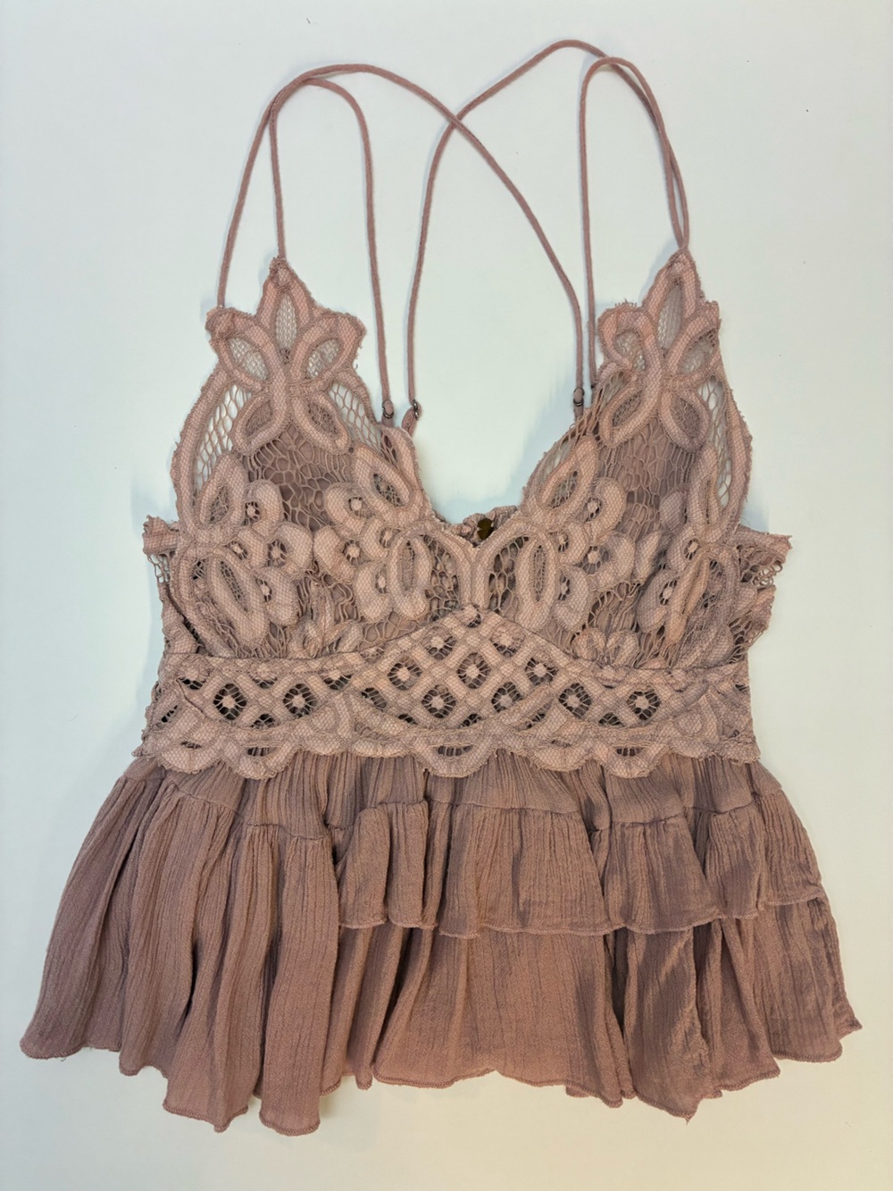 Free People Adella Cami Mauve Lace Ruffled Tank Top, Womens small; festival top